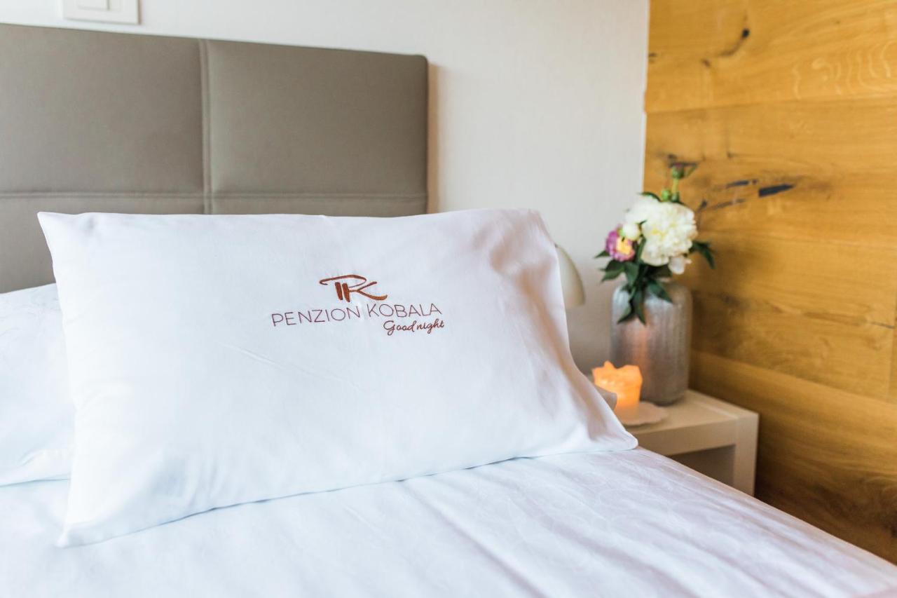 Hotel Penzion Kobala 톨민 외부 사진