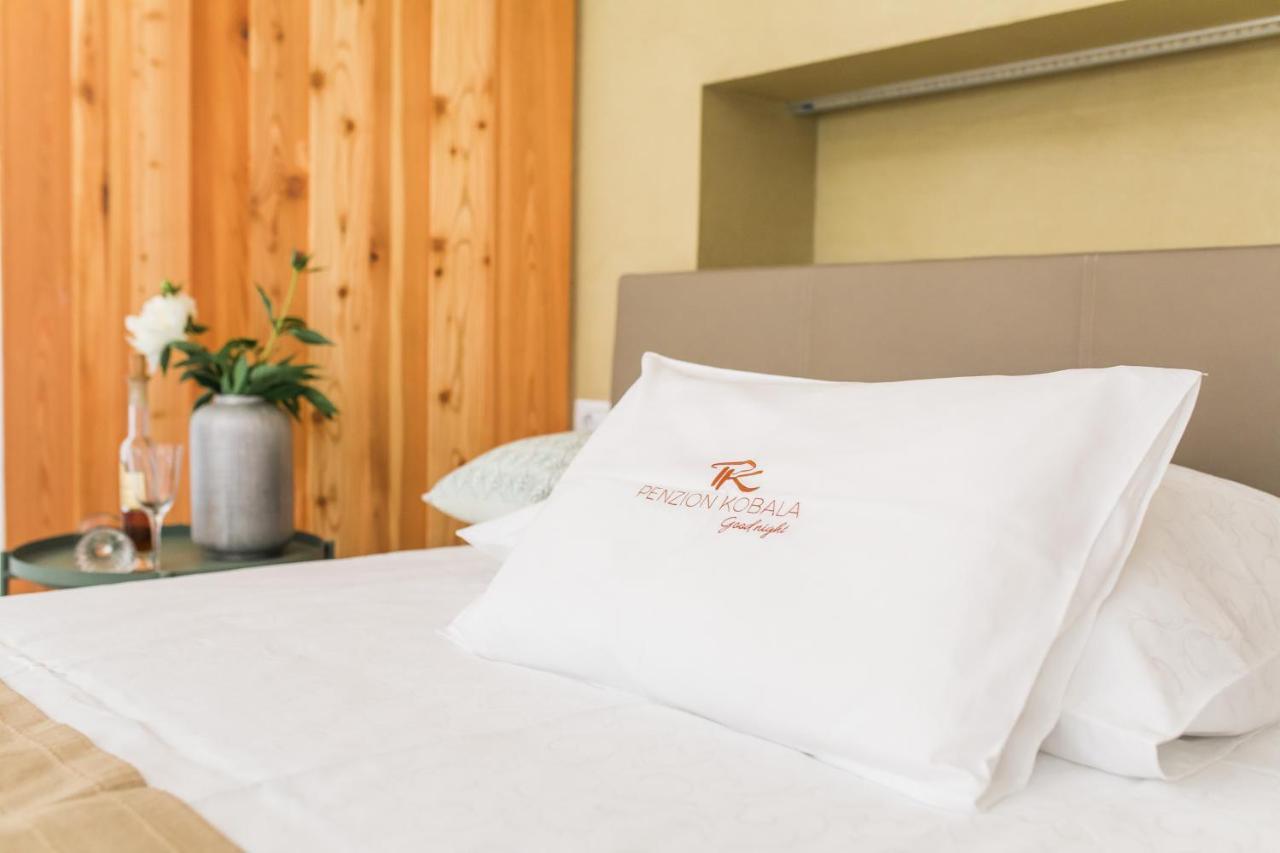 Hotel Penzion Kobala 톨민 외부 사진